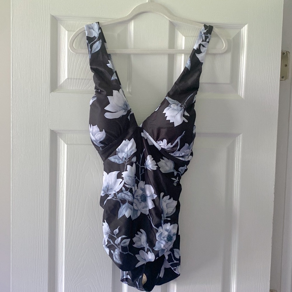 W YOU DI AN ONEPIECE, SIZE 2XL